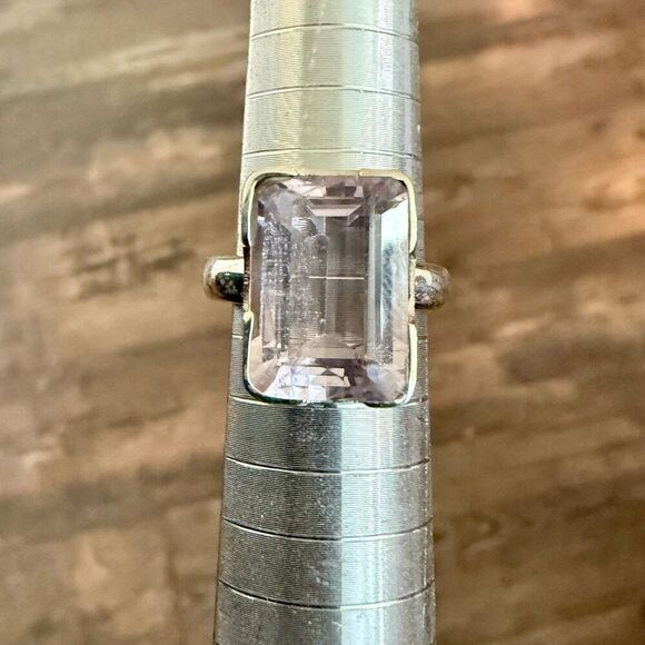 Stunning 5ct Emerald Facted Cut Morganite Statement Ring Sterling Silver Size 7 - Picture 1 of 4